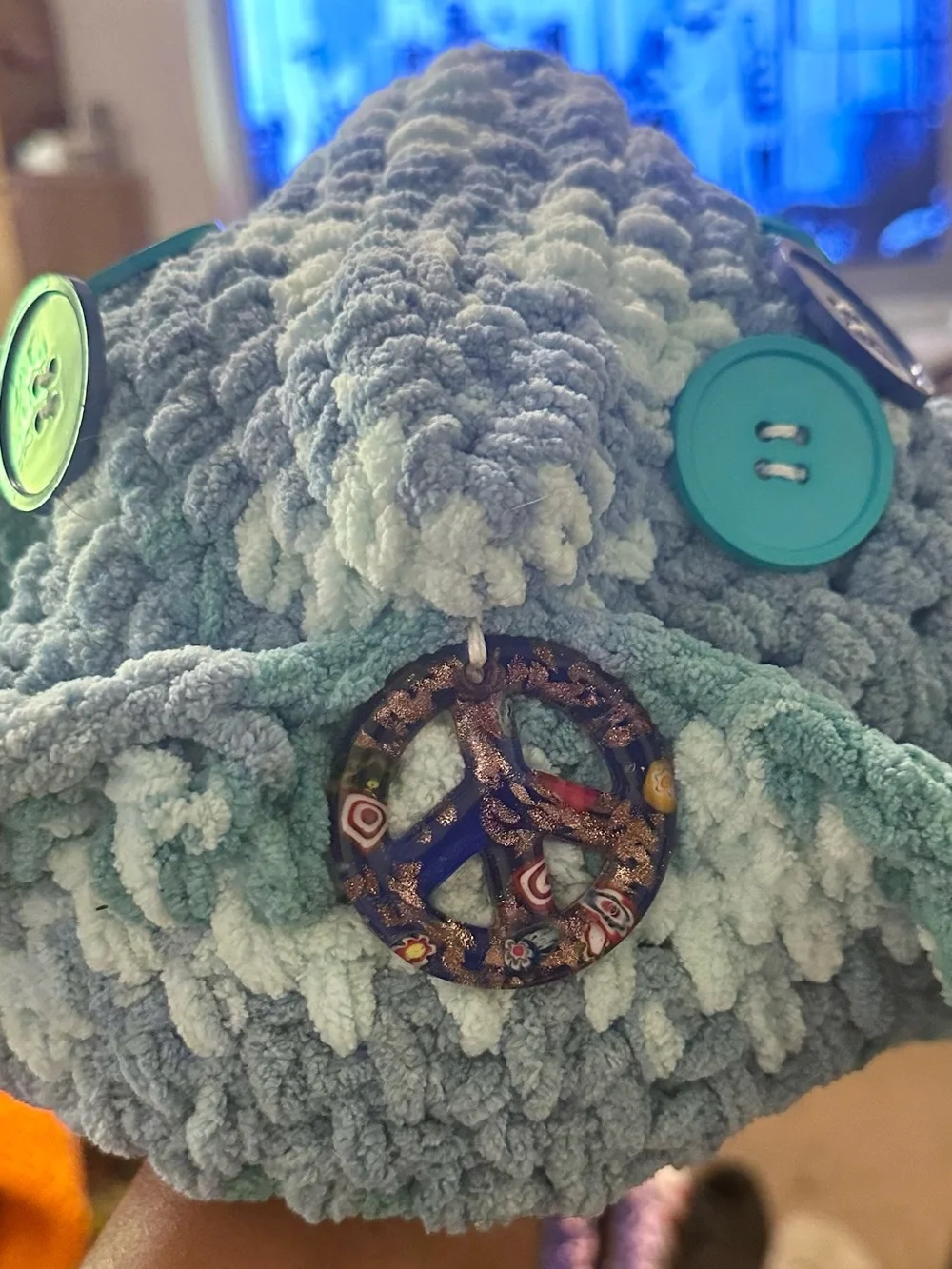 Chunky Knit Peace Sign Bucket Hat Variegated Aqua Blue Marled Festival